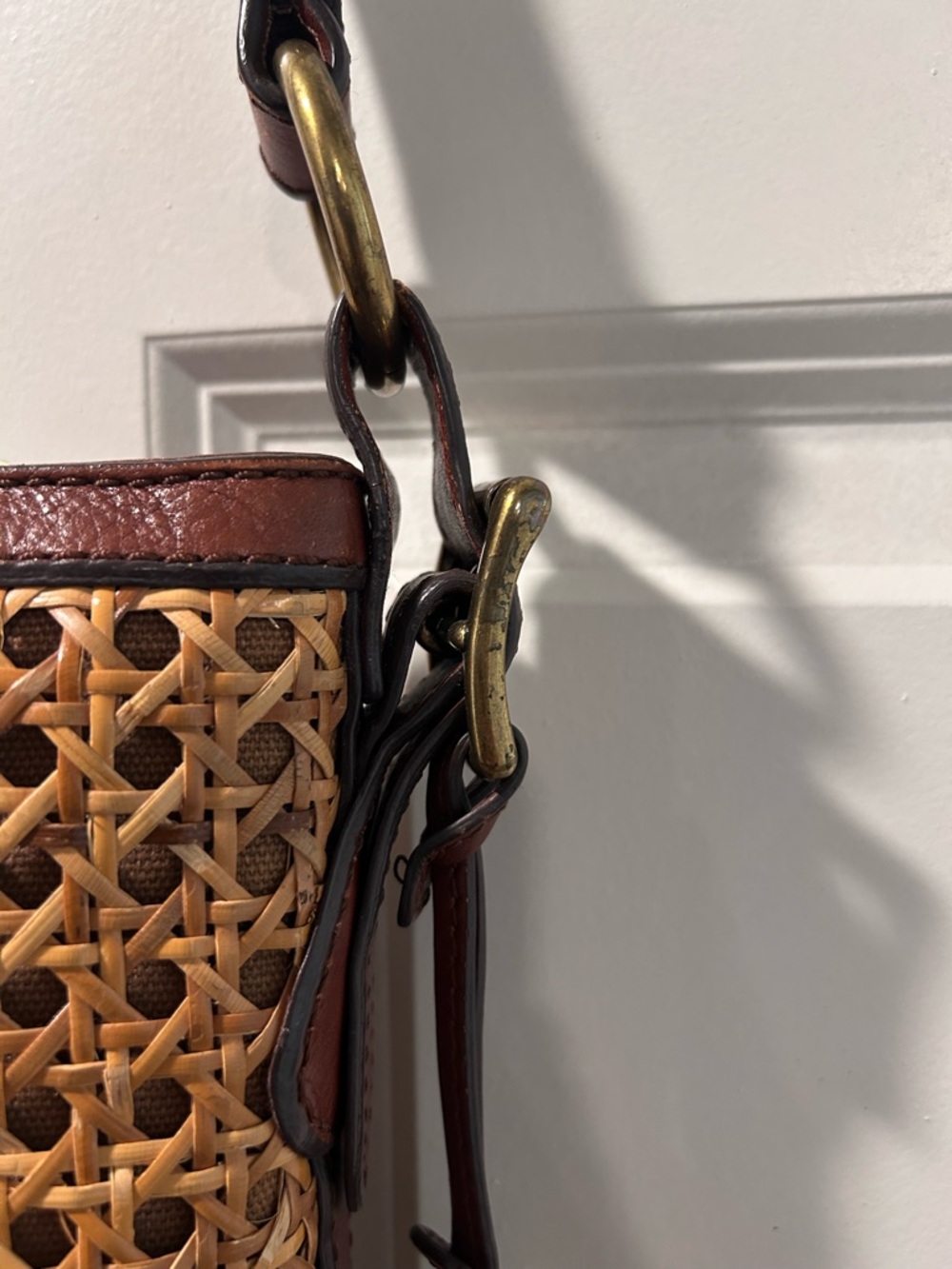 Fossil Woven Rattan and Brown Leather Shoulder/crossbody Bag - Picture 8 of 14